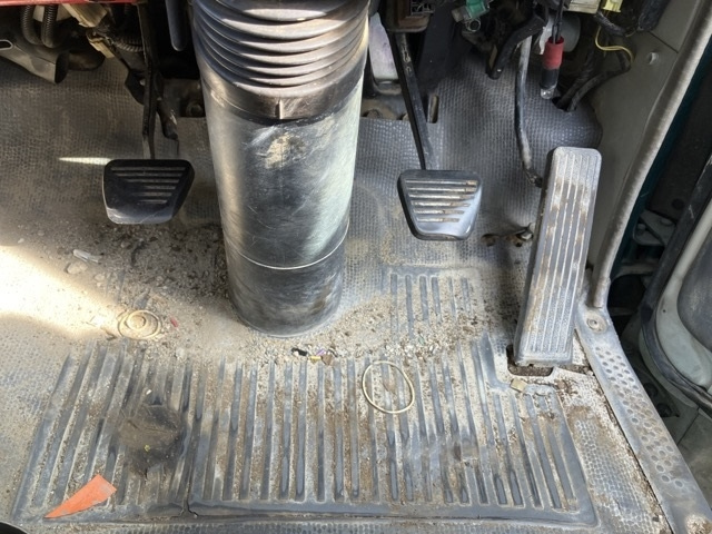 NKR85YN-7000420 - ISUZU ELF TRUCK (Green - 2008)