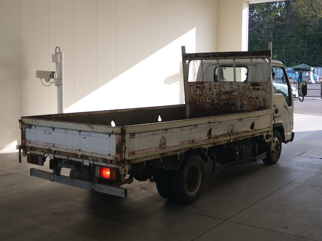 NKS81AR-7002645 - ISUZU ELF TRUCK (White - 2006)