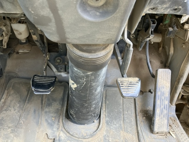 NKS81AR-7002645 - ISUZU ELF TRUCK (White - 2006)