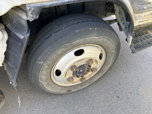 NKS81AR-7002645 - ISUZU ELF TRUCK (White - 2006)