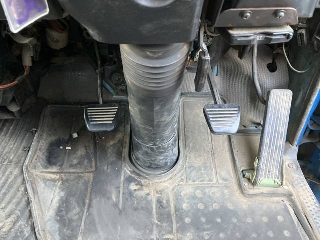 NKR66E-7562984 - ISUZU ELF TRUCK (Blue - 2001)