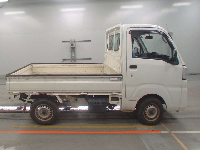 S510P-0185213 - DAIHATSU HIJET TRUCK (White - 2018)