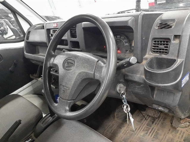 S510P-0185213 - DAIHATSU HIJET TRUCK (White - 2018)