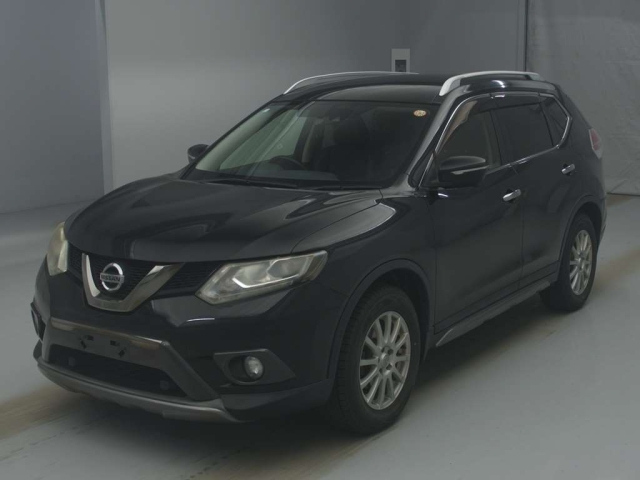 NT32-511504 - NISSAN X-TRAIL (Black - 2015)