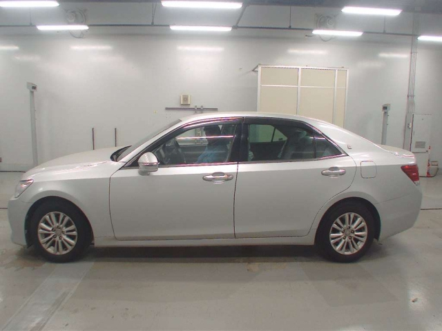 GRS210-6001029 - TOYOTA CROWN (Silver - 2013)