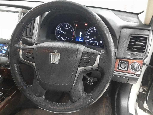 GRS210-6001029 - TOYOTA CROWN (Silver - 2013)