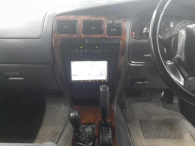 KZN185-9019066 - TOYOTA HILUX SURF (Gray - 1998)