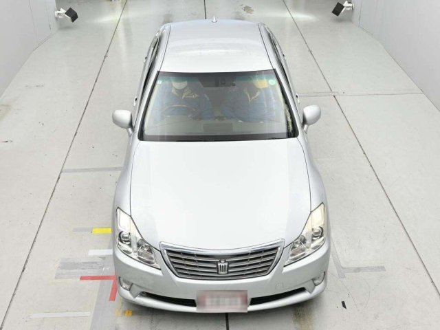 GRS202-1008637 - TOYOTA CROWN (Silver - 2011)