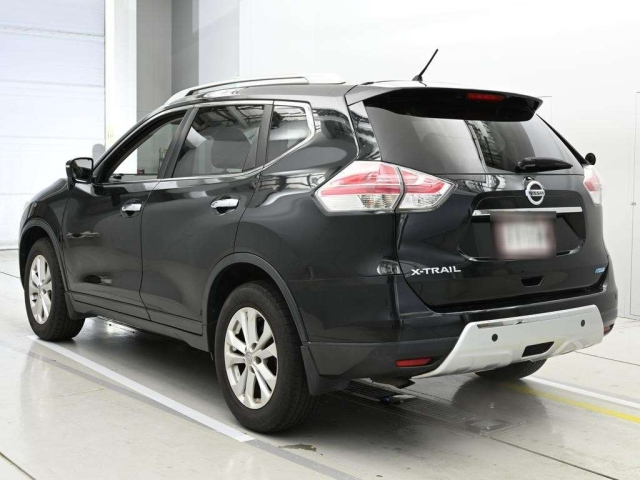 NT32-508960 - NISSAN X-TRAIL (Black - 2014)