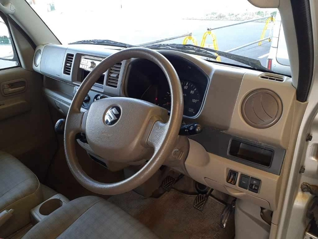 DA64V-502753 - SUZUKI EVERY VAN (Silver - 2011)