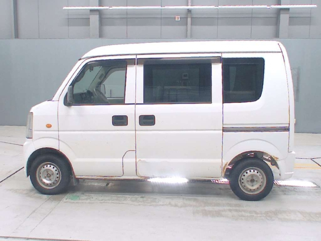 DA64V-821607 - SUZUKI EVERY VAN (White - 2014)