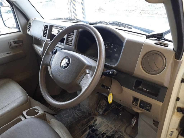 DA64V-821607 - SUZUKI EVERY VAN (White - 2014)