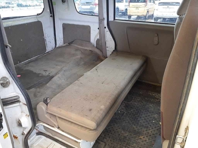 DA64V-821607 - SUZUKI EVERY VAN (White - 2014)