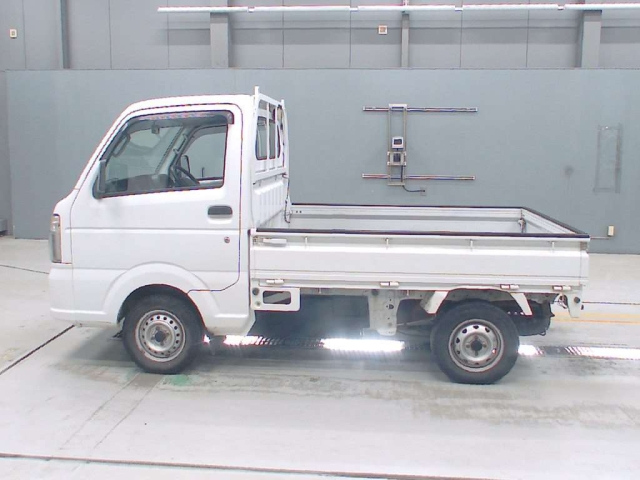 DA16T-140002 - SUZUKI CARRY TRUCK (White - 2014)