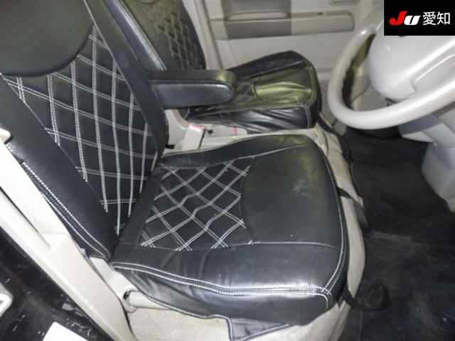 DA64V-820712 - SUZUKI EVERY VAN (Black - 2013)