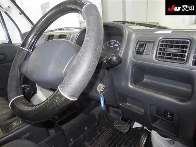 DA63T-538711 - SUZUKI CARRY TRUCK (White - 2008)