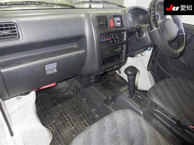 DA63T-538711 - SUZUKI CARRY TRUCK (White - 2008)