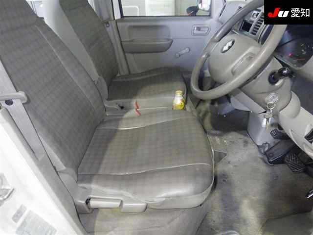 DA64V-768543 - SUZUKI EVERY VAN (White - 2004)