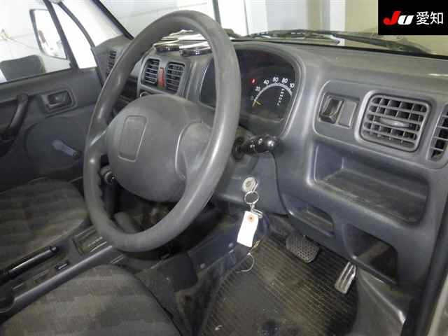 DA63T-306658 - SUZUKI CARRY TRUCK (Silver - 2005)