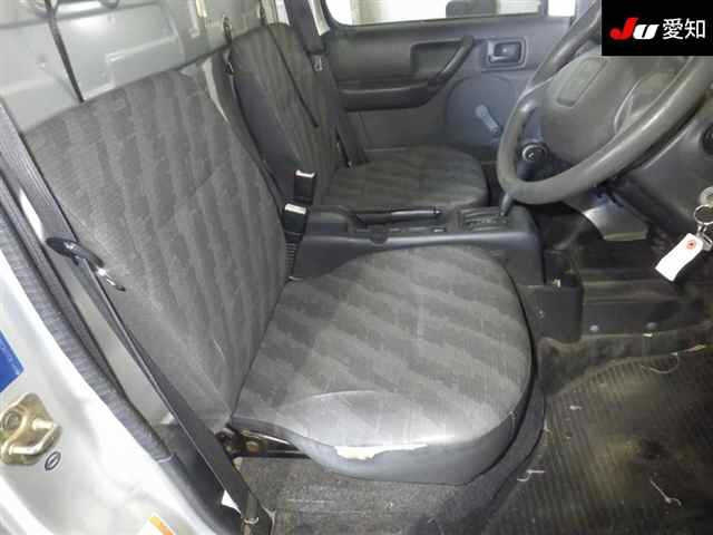 DA63T-306658 - SUZUKI CARRY TRUCK (Silver - 2005)