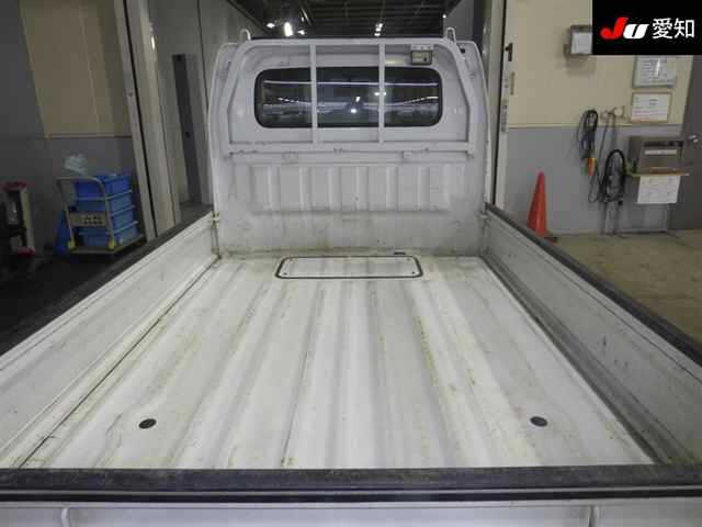 DA16T-130874 - SUZUKI CARRY TRUCK (White - 2013)