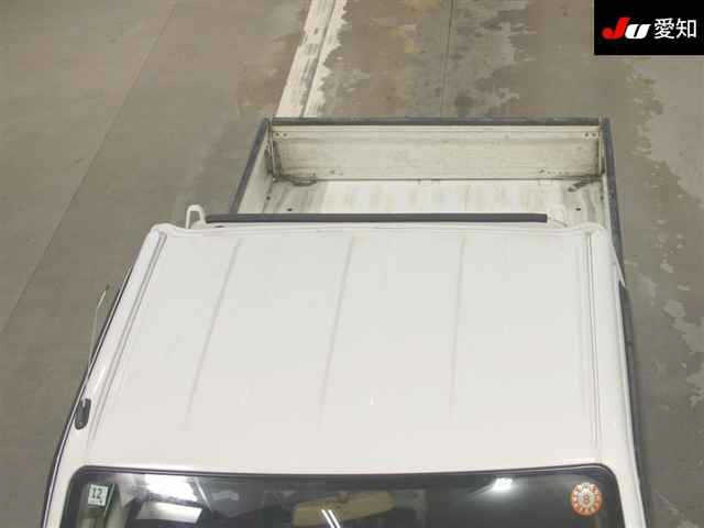 DA16T-130874 - SUZUKI CARRY TRUCK (White - 2013)