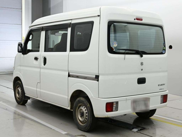 DA17V-118430 - SUZUKI EVERY VAN (White - 2015)