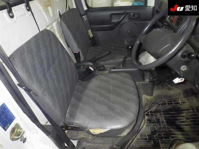 DA63T-420466 - SUZUKI CARRY TRUCK (White - 2006)