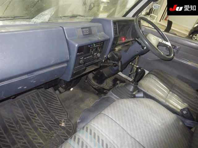 NKR58E-7255816 - ISUZU ELF TRUCK (White - 1992)