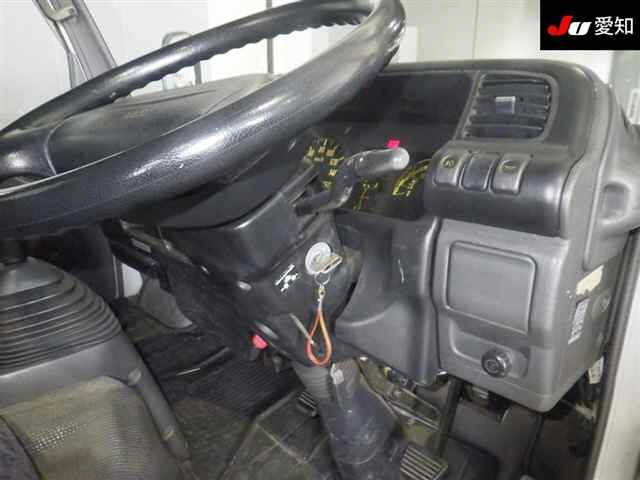 NHR69E-7440618 - ISUZU ELF TRUCK (White - 1999)