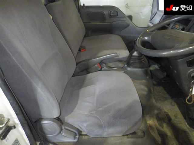 NHS85A-7005164 - ISUZU ELF TRUCK (White - 2012)